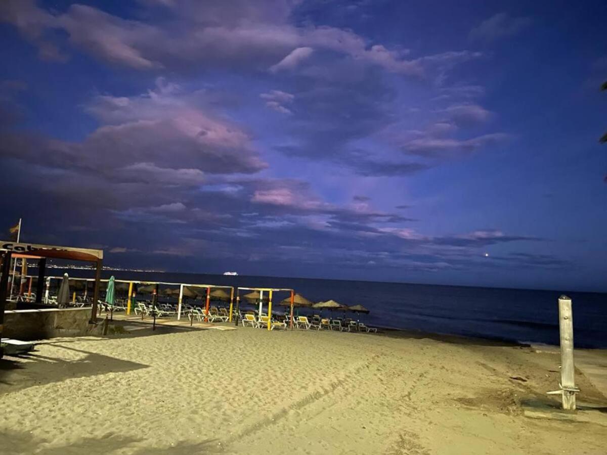 One Step From The Beach Torremolinos Luaran gambar